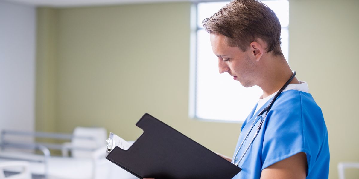 Anerkennung ausländischer Pflegeabschlüsse in Deutschland: Schritt-für-Schritt-Anleitung